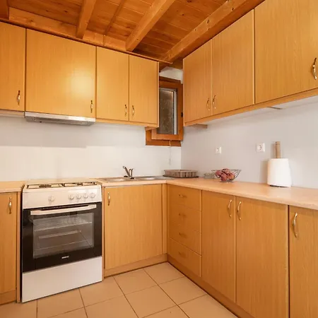 Country House In Lourdas Дом отдыха *